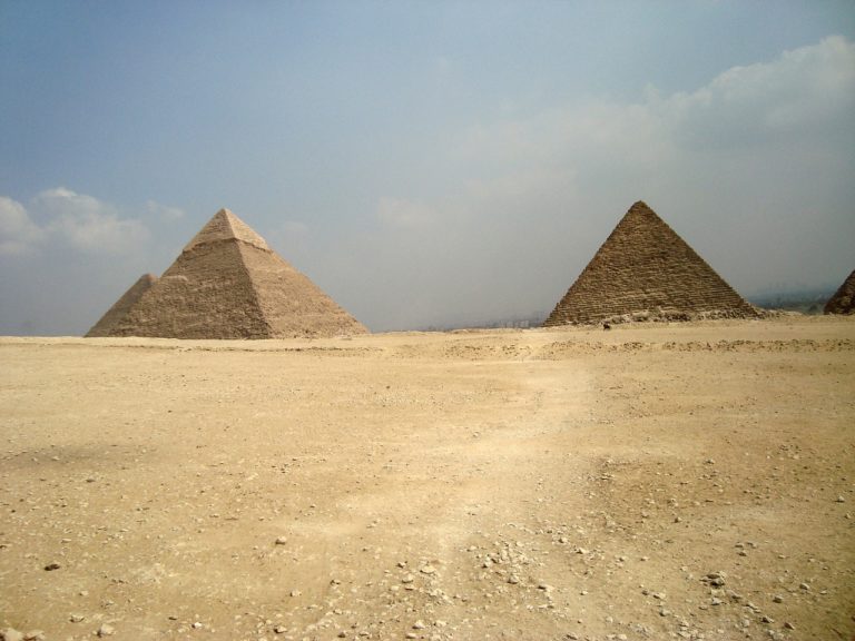pyramids, desert, egypt-798401.jpg